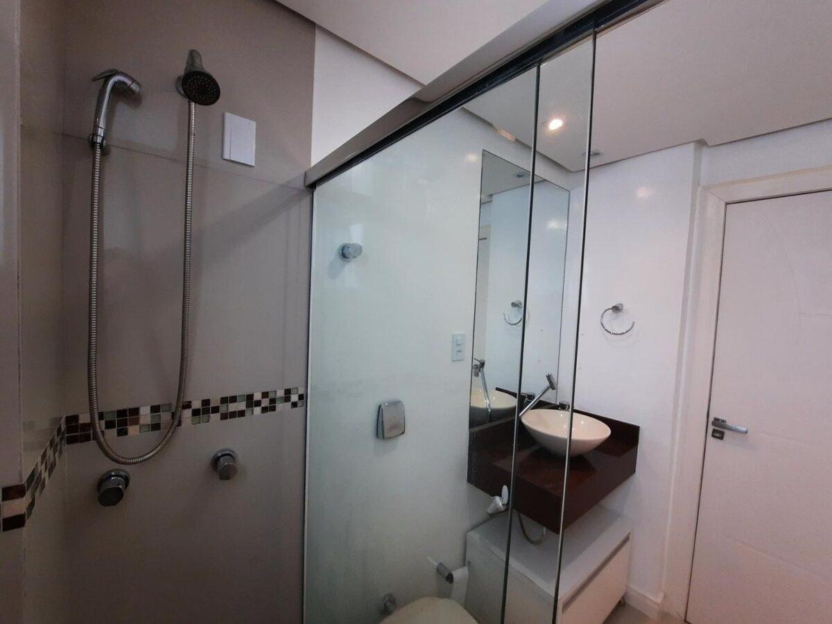 3 Suites Linda Vista Da Orla De Bc A 50M Da Praia - Somente Familiares Balneário Camboriú Exterior foto