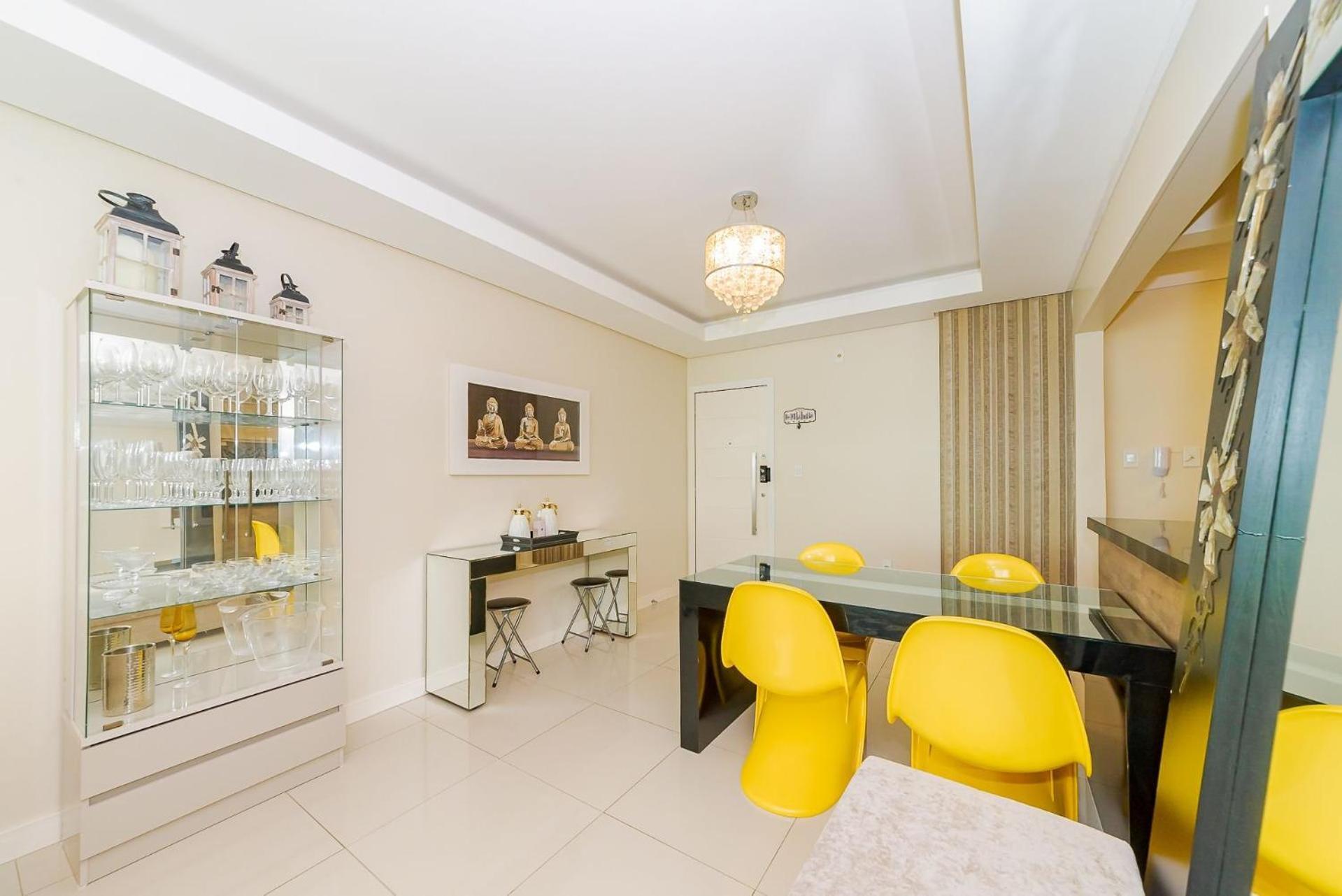 3 Suites Linda Vista Da Orla De Bc A 50M Da Praia - Somente Familiares Balneário Camboriú Exterior foto