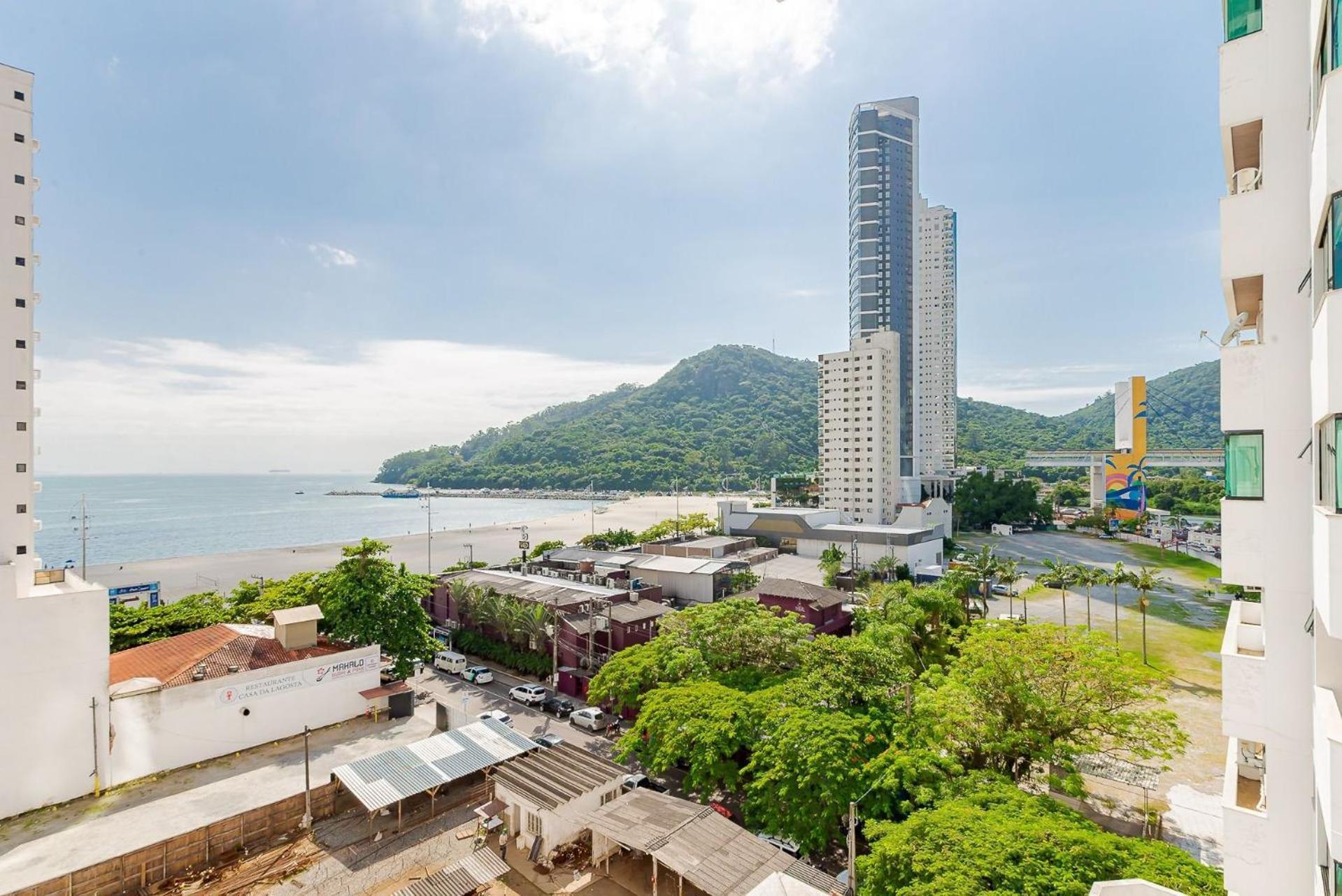 3 Suites Linda Vista Da Orla De Bc A 50M Da Praia - Somente Familiares Balneário Camboriú Exterior foto
